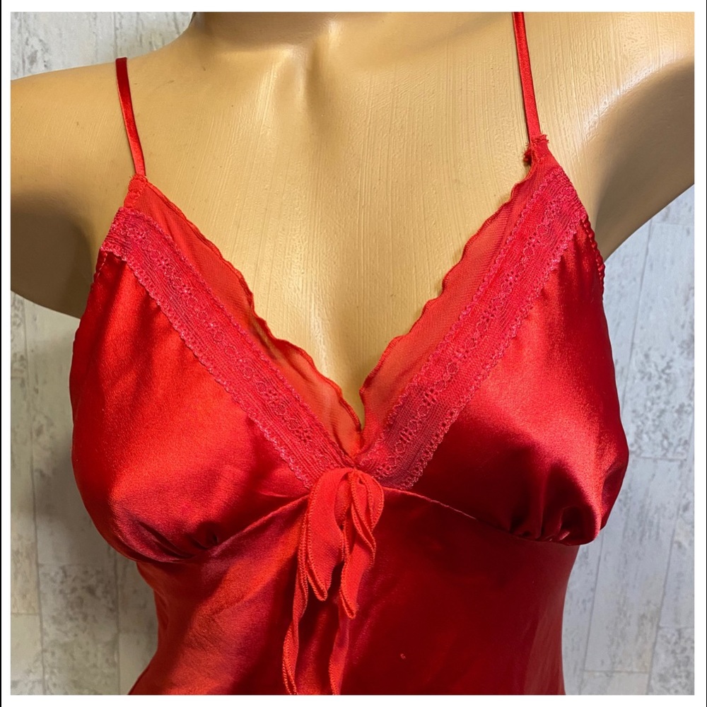Victoria’s Secret chemise or full dress slip red satin liquid Red polyester EUC